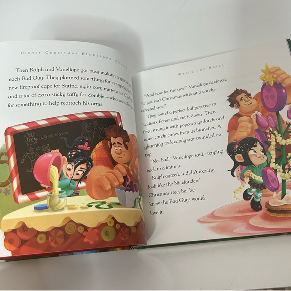 Disney Christmas Storybook Collection 4 stories in one - Picture 9 of 10